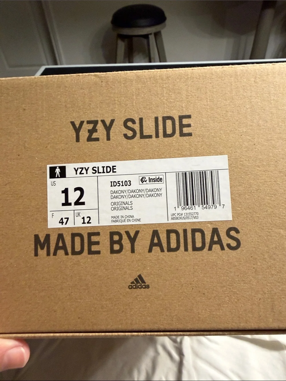 Yzy slides size 12